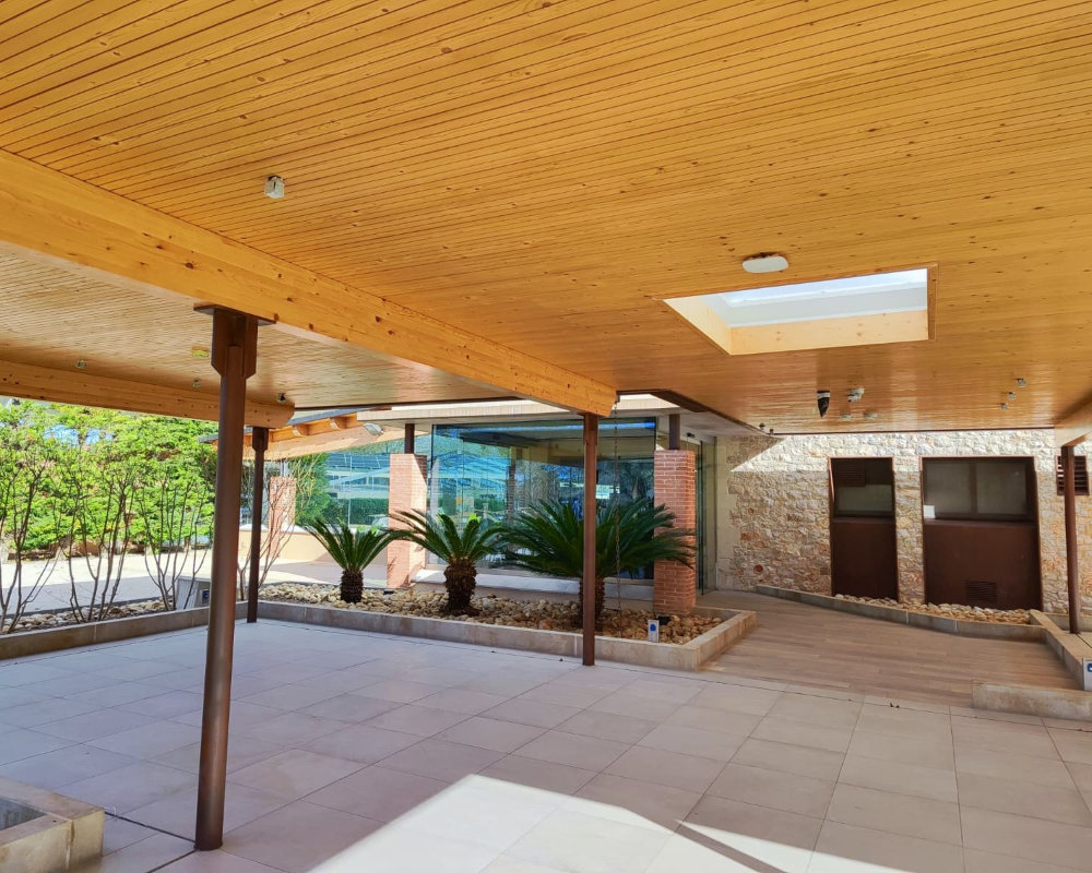 14-WhatsApp Image 2026-03-31 at 17.23.00